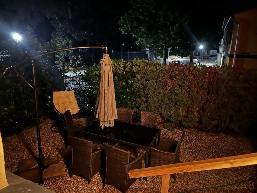 "Ferienwohnung Am Schloss" - Ferienwohnung Mit Blick Auf Das Barbyer Schloss, 5 Gehminuten Bis Zur Elbe Εξωτερικό φωτογραφία